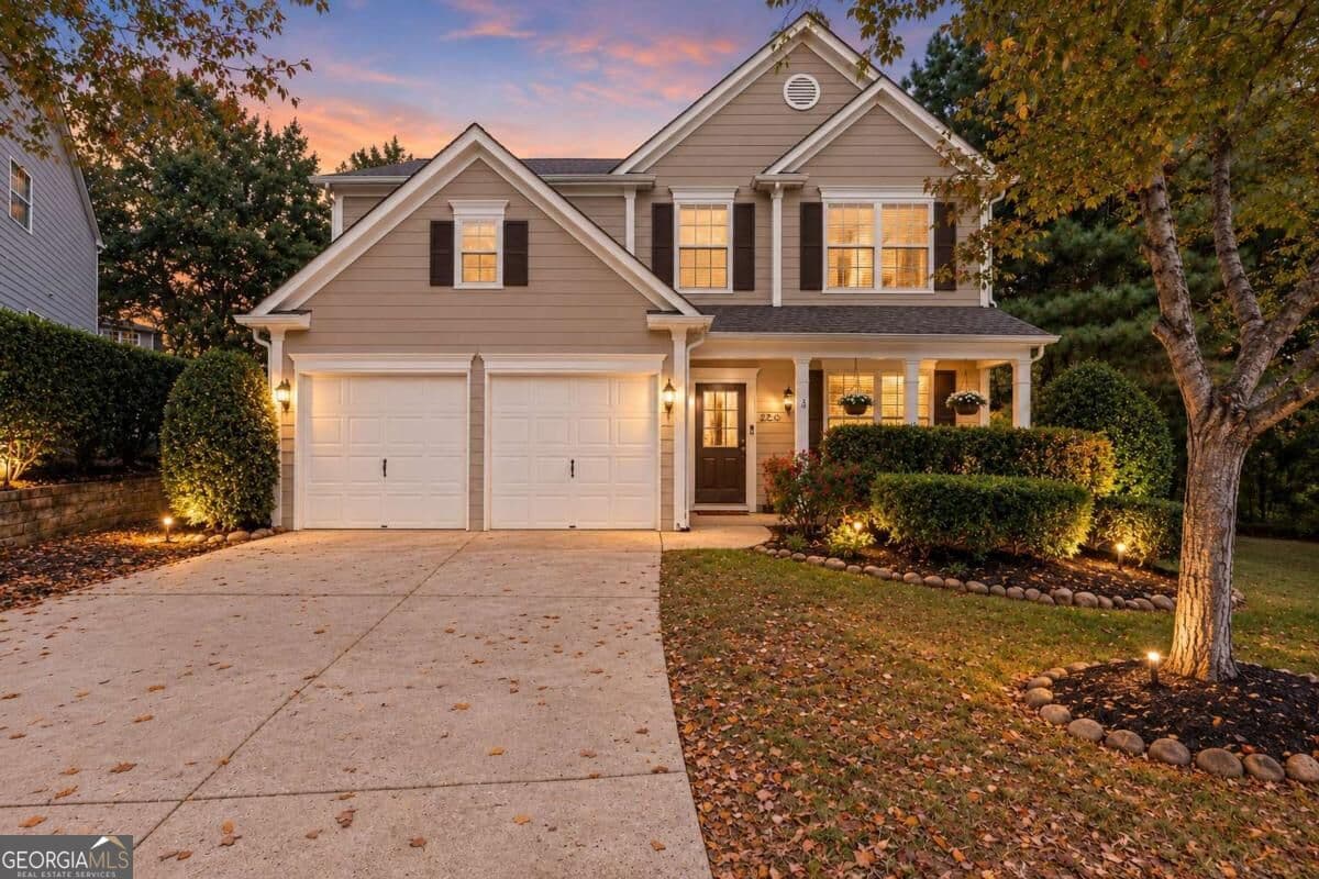 3 bedroom, 2.5 bathroom, 1,870 sq ft single family residence for sale at 220 Wytheford Court, Milton, GA 30004 — photo 1 of 58
