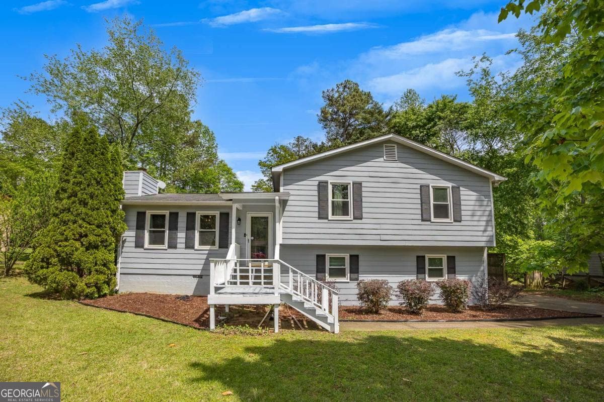 3 bedroom, 2 bathroom single family residence sold at 2994 Cathy Ann Court, Acworth, GA 30101