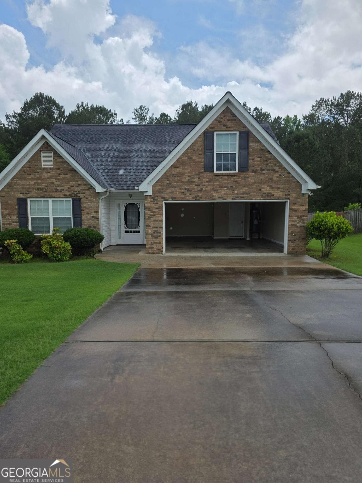 4 bedroom, 2 bathroom, 1,702 sq ft single family residence sold at 113 perimeter Drive, Lagrange, GA 30241