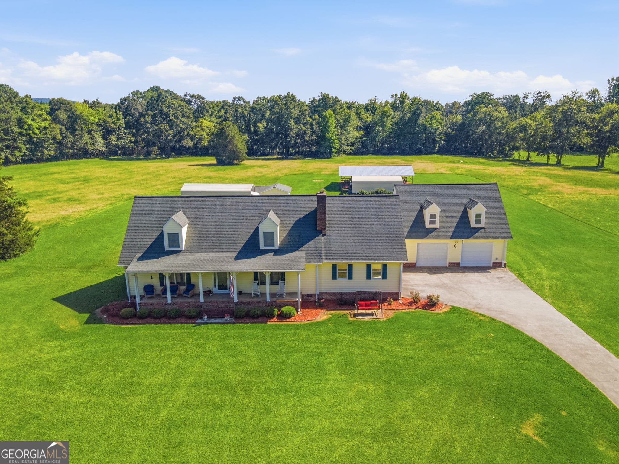 3 bedroom, 2.5 bathroom, 2,486 sq ft single family residence for sale at 80 McFry Lane, Rome, GA 30161 — photo 2