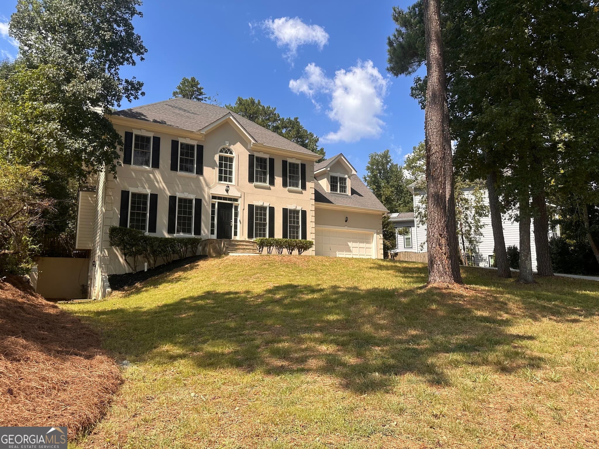 5 bedroom, 2.5 bathroom single family residence for sale at 180 Shyrewood Drive, Lawrenceville, GA 30043 — photo 2