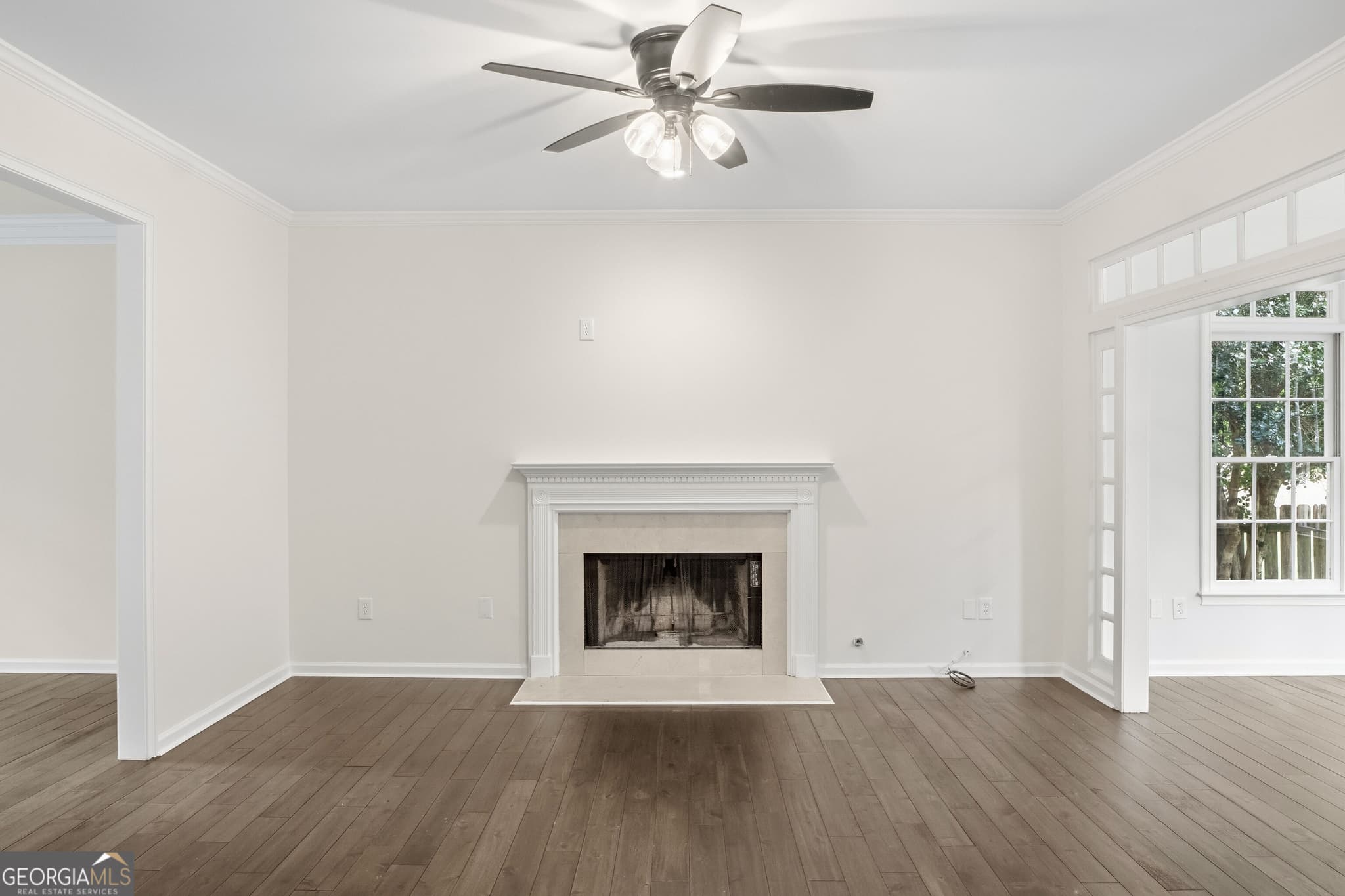 5 bedroom, 2.5 bathroom single family residence for sale at 180 Shyrewood Drive, Lawrenceville, GA 30043 — photo 6