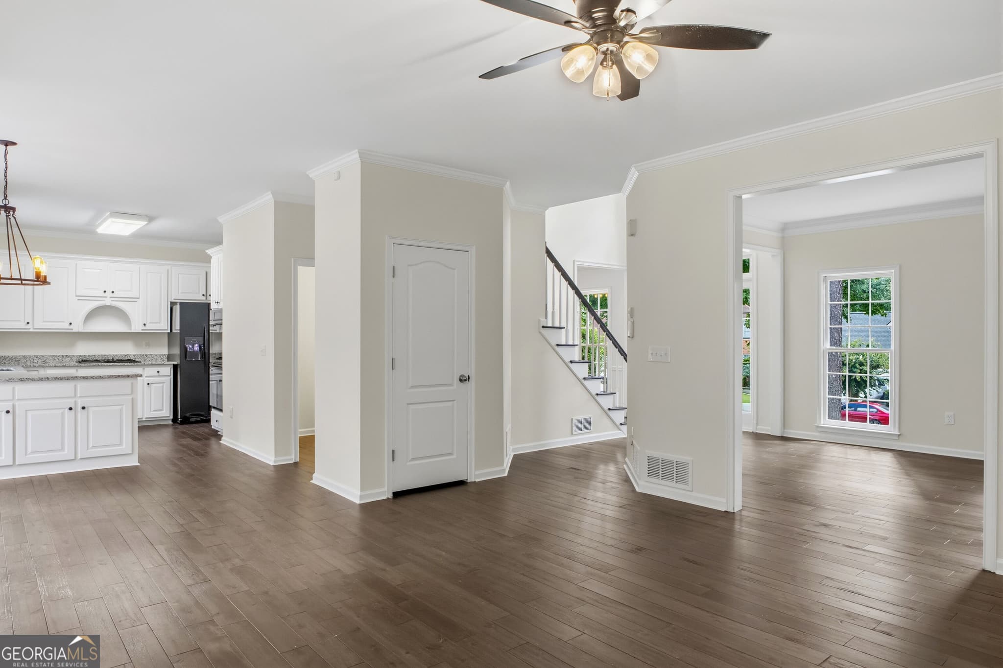 5 bedroom, 2.5 bathroom single family residence for sale at 180 Shyrewood Drive, Lawrenceville, GA 30043 — photo 4