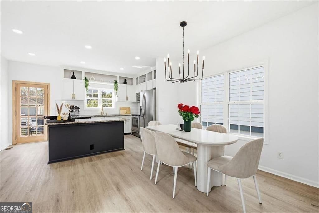 4 bedroom, 3.5 bathroom, 2,496 sq ft single family residence for sale at 181 South Avenue, Atlanta, GA 30315 — photo 7