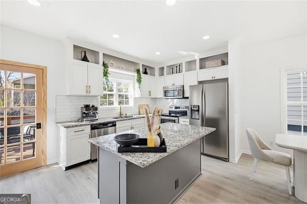 4 bedroom, 3.5 bathroom, 2,496 sq ft single family residence for sale at 181 South Avenue, Atlanta, GA 30315 — photo 10