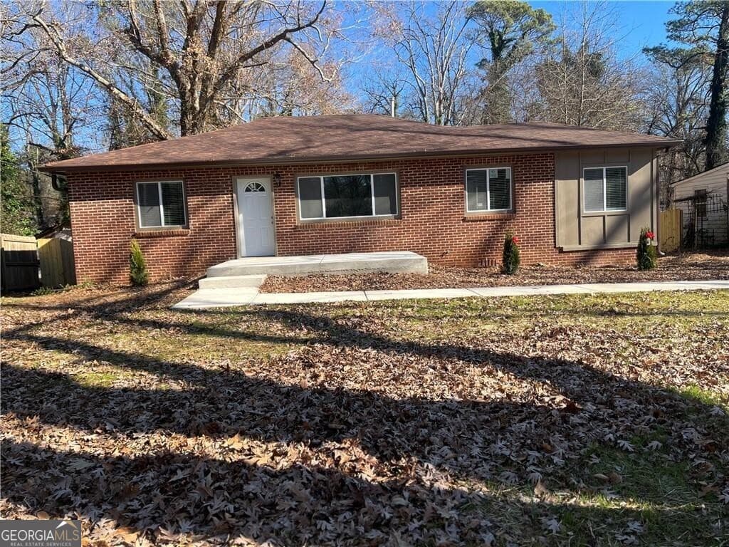 3 bedroom, 2 bathroom, 1,900 sq ft single family residence sold at 1528 Alder Lane, Atlanta, GA 30311