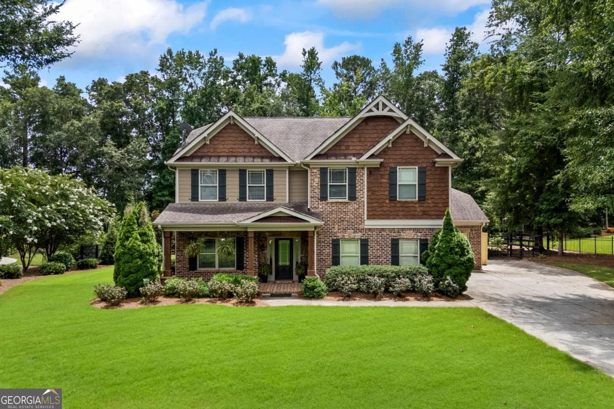 4 bedroom, 3 bathroom, 3,310 sq ft single family residence for sale at 672 Callie Circle, Jefferson, GA 30549 — photo 2