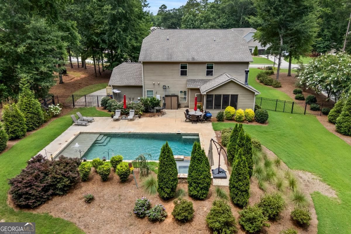4 bedroom, 3 bathroom, 3,310 sq ft single family residence for sale at 672 Callie Circle, Jefferson, GA 30549 — photo 1 of 52