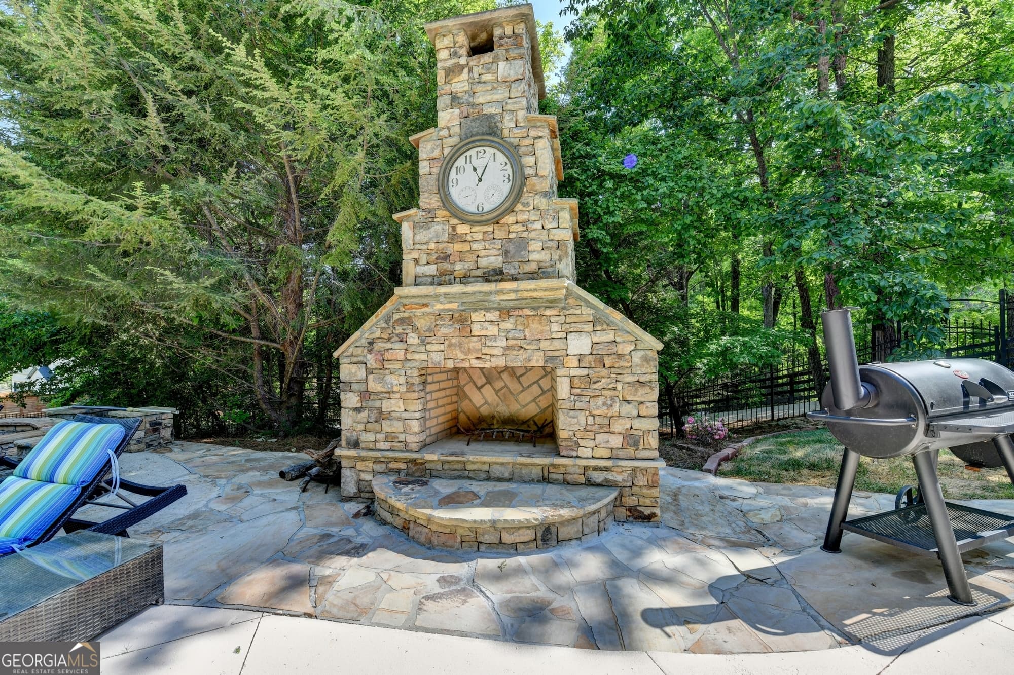 3 bedroom, 3.5 bathroom, 6,130 sq ft single family residence for sale at 6640 Shady Grove Road, Cumming, GA 30041 — photo 7