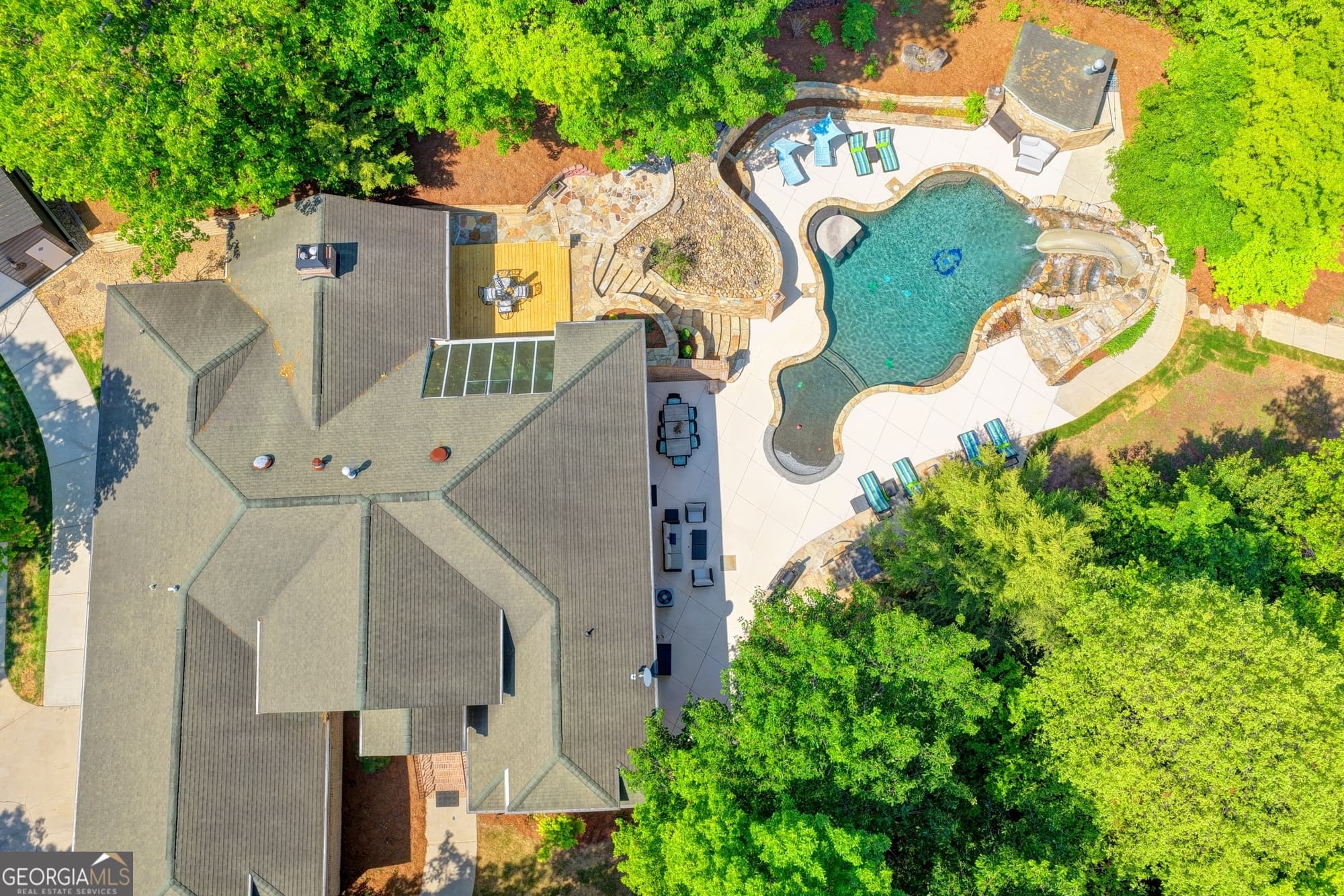 3 bedroom, 3.5 bathroom, 6,130 sq ft single family residence for sale at 6640 Shady Grove Road, Cumming, GA 30041 — photo 3