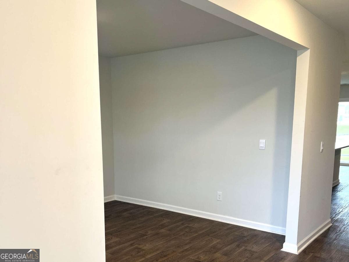 5 bedroom, 3.5 bathroom, 2,714 sq ft single family residence for sale at 704 Chickadee Street, Bloomingdale, GA 31302 — photo 3