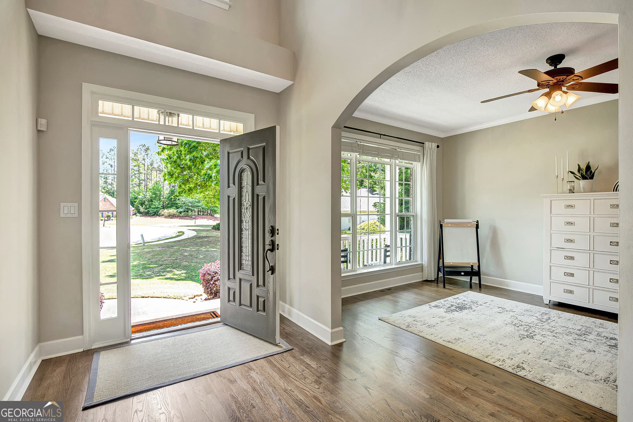 5 bedroom, 3.5 bathroom, 2,987 sq ft single family residence for sale at 305 Mary Delores Court, Senoia, GA 30276 — photo 9