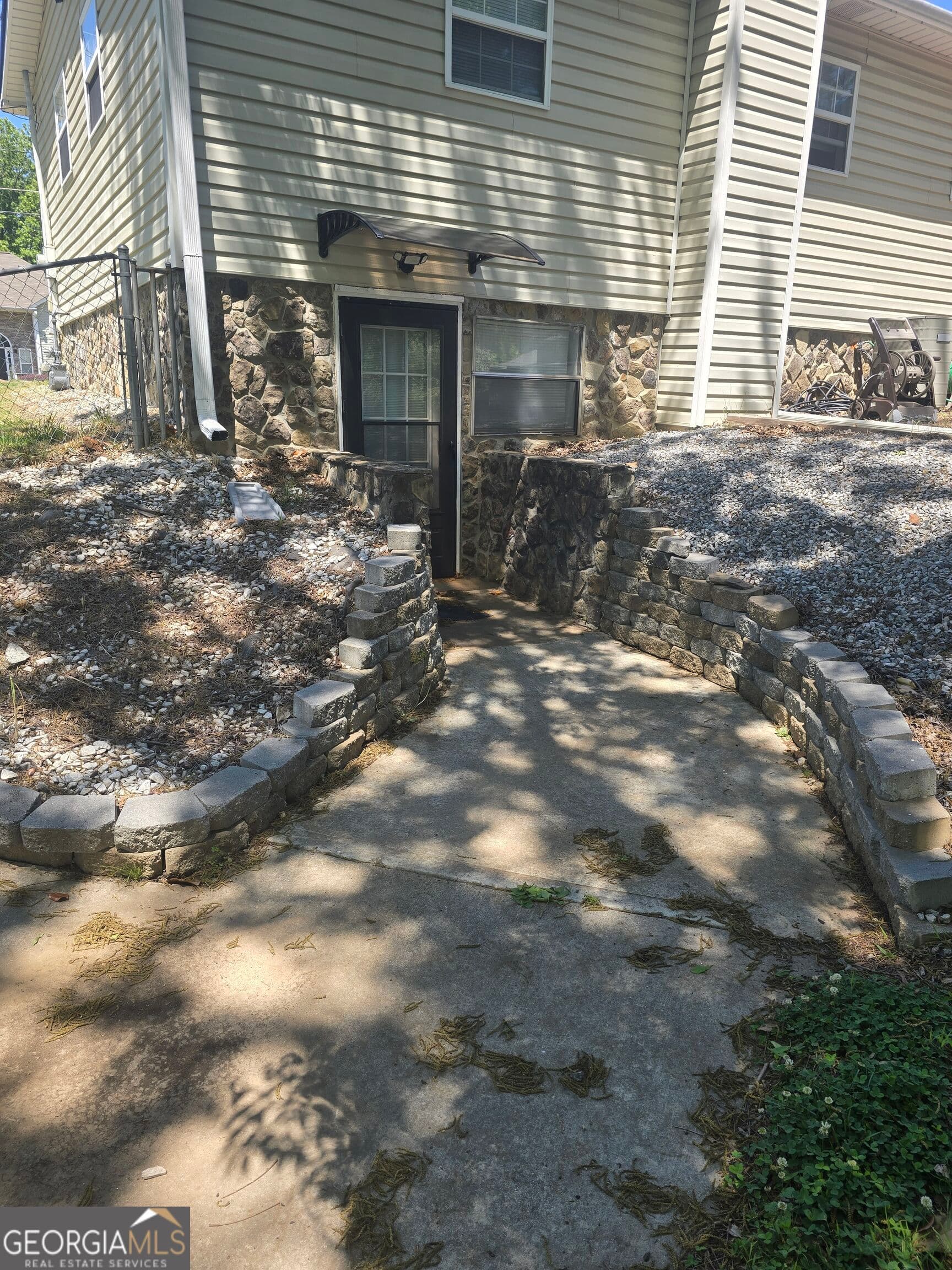 1 bedroom, 1 bathroom, 1,008 sq ft apartment for rent at 110 Powder Springs Street, Hiram, GA 30141 for $1,550 a month — photo 2
