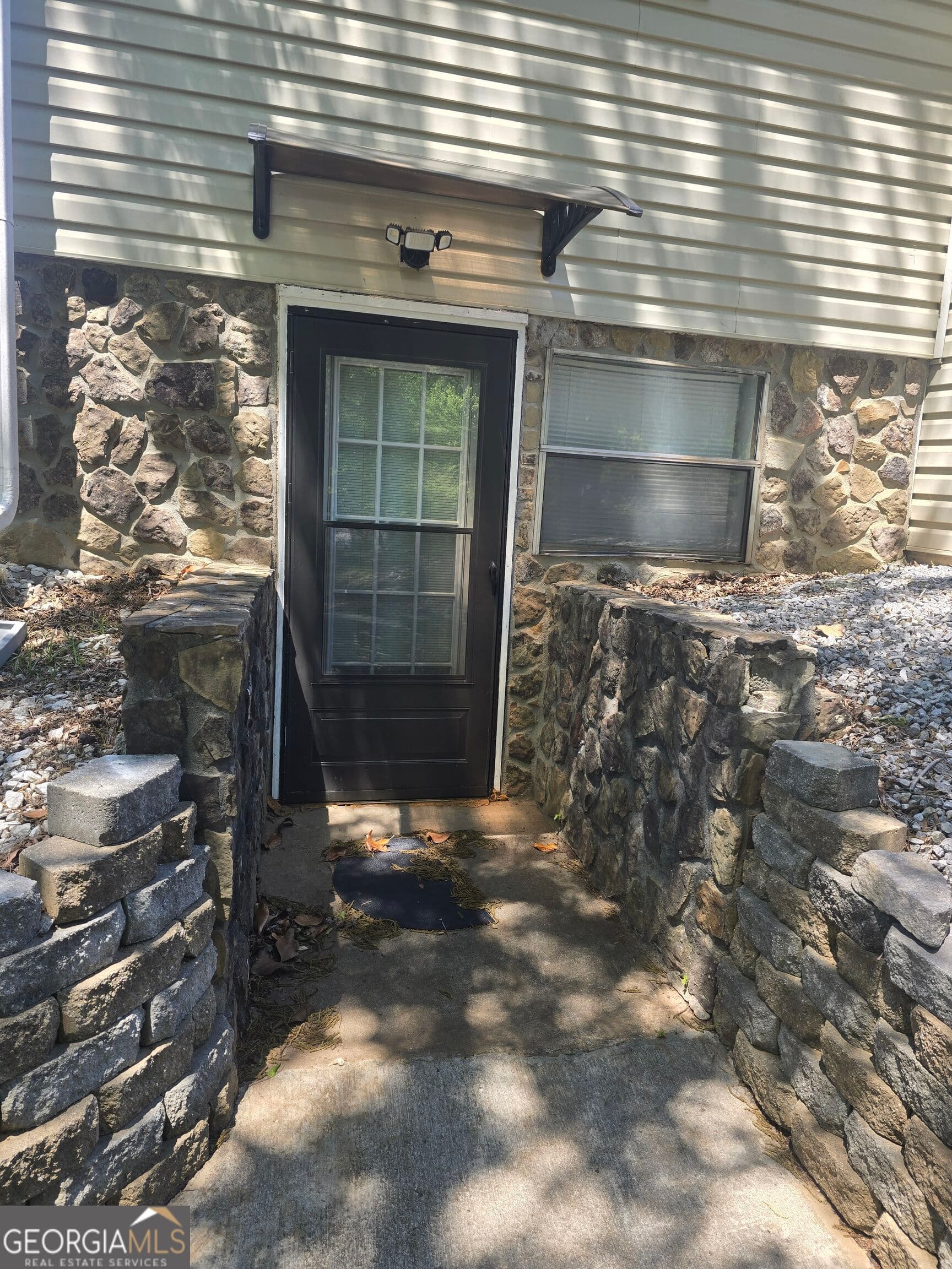 1 bedroom, 1 bathroom, 1,008 sq ft apartment for rent at 110 Powder Springs Street, Hiram, GA 30141 for $1,550 a month — photo 3
