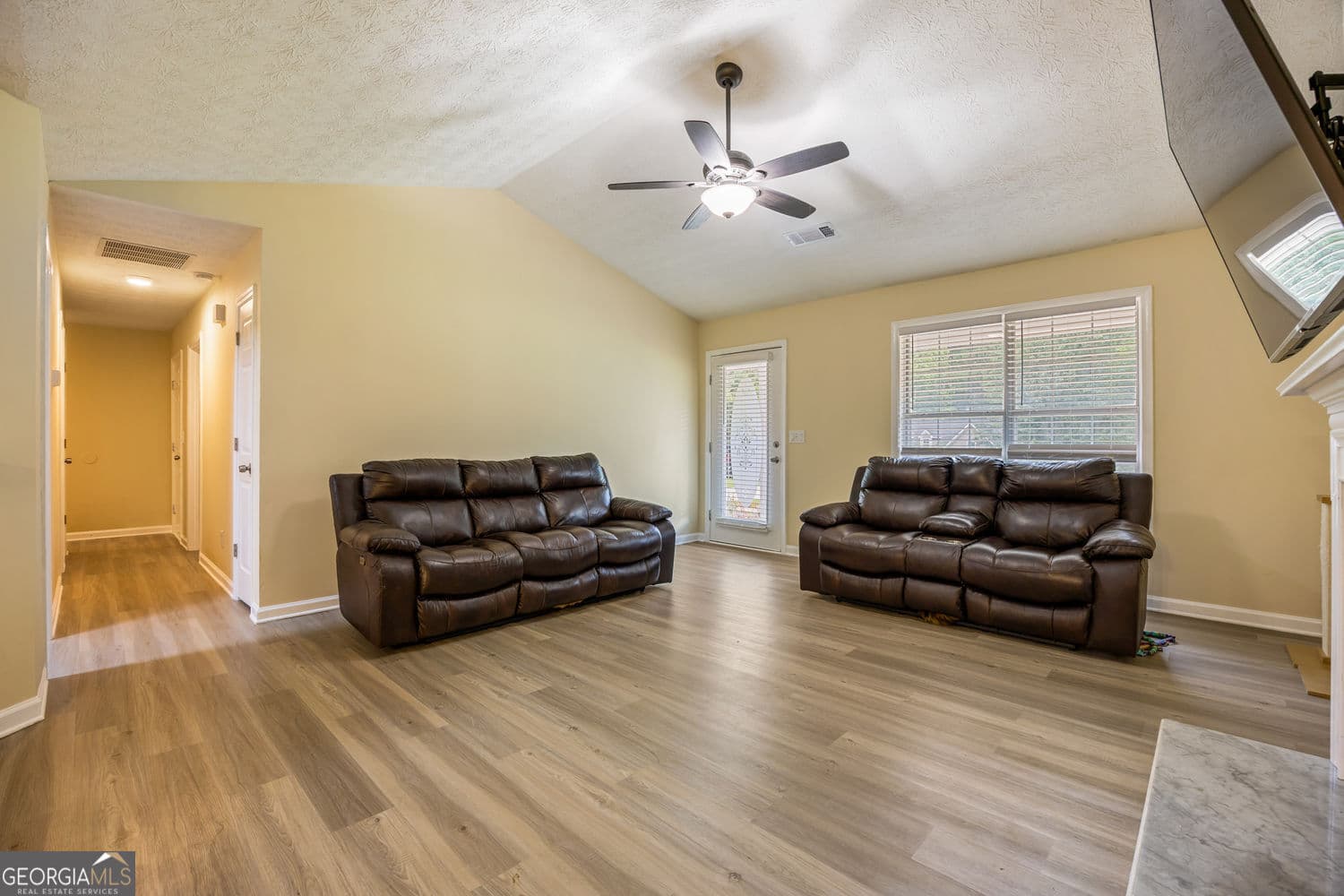 3 bedroom, 2 bathroom, 1,503 sq ft single family residence for sale at 469 Cedar Trail, Winder, GA 30680 — photo 8