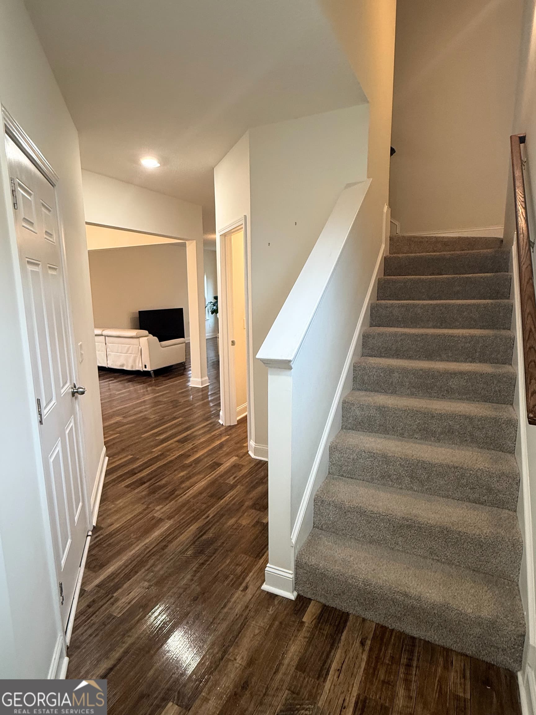 3 bedroom, 2.5 bathroom, 2,034 sq ft single family residence for sale at 163 Chaffseed Circle, Hinesville, GA 31313 — photo 5