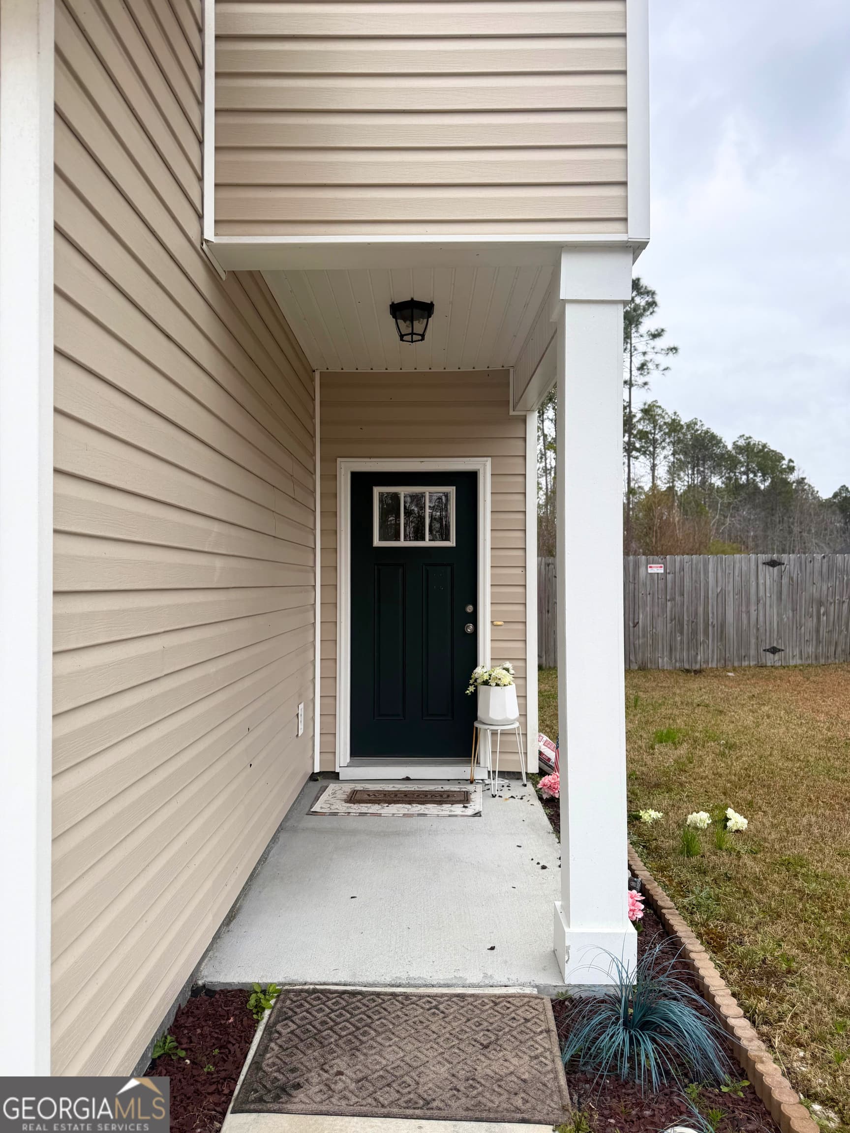 3 bedroom, 2.5 bathroom, 2,034 sq ft single family residence for sale at 163 Chaffseed Circle, Hinesville, GA 31313 — photo 4