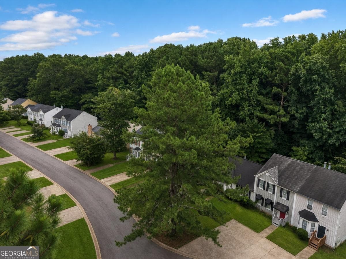 4 bedroom, 3.5 bathroom, 1,408 sq ft townhouse for sale at 3559 Ashley Station Drive, Marietta, GA 30008 — photo 2