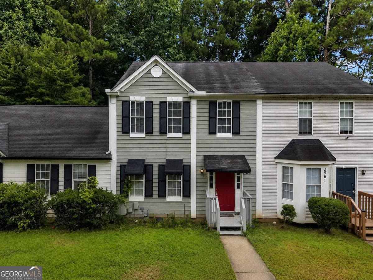 4 bedroom, 3.5 bathroom, 1,408 sq ft townhouse for sale at 3559 Ashley Station Drive, Marietta, GA 30008