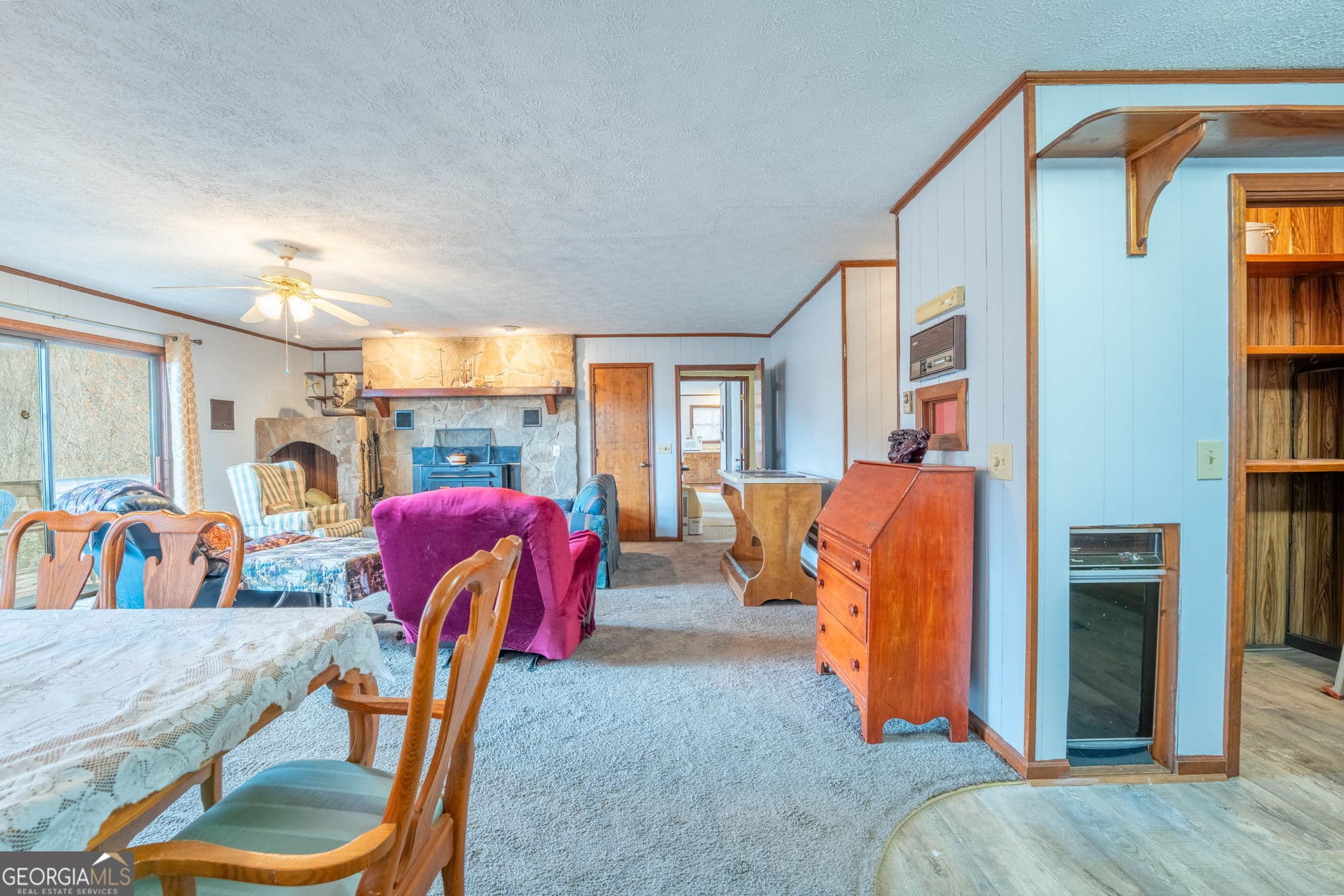 4 bedroom, 3 bathroom, 3,600 sq ft cabin,single family residence for sale at 375 Western Way, Rabun Gap, GA 30568 — photo 3