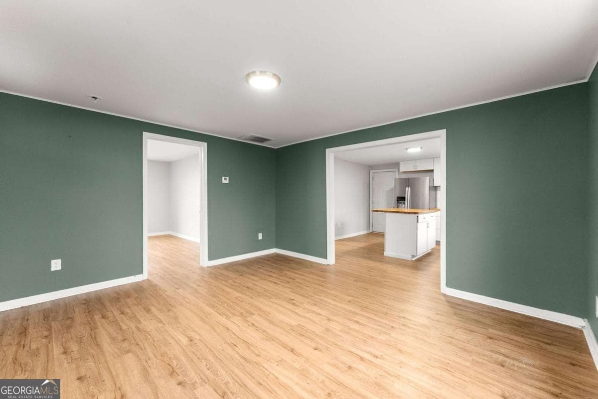 2 bedroom, 1 bathroom, 840 sq ft single family residence for rent at 212 Walker Drive, Monroe, GA 30655 for $1,475 a month — photo 5