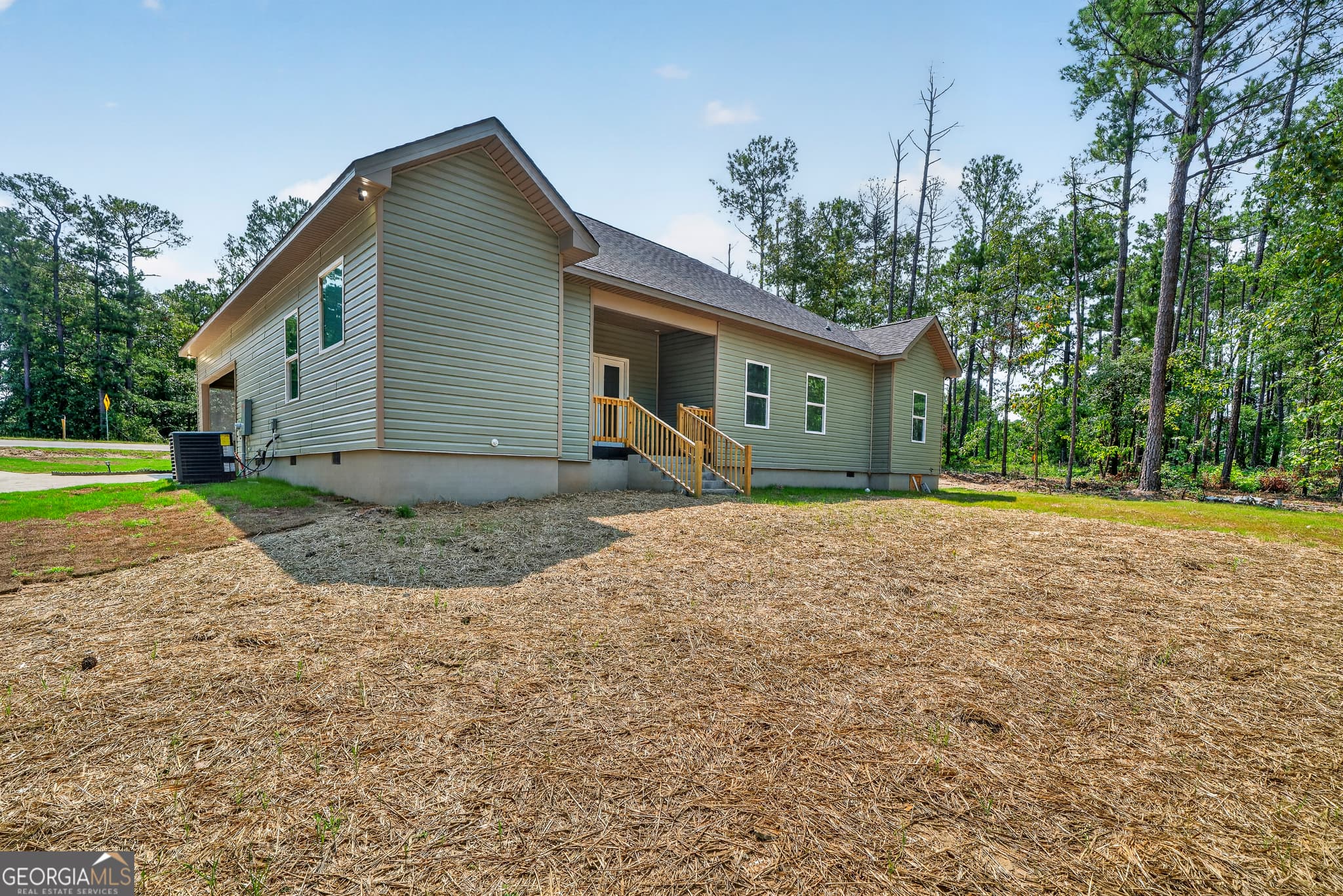 4 bedroom, 3 bathroom, 1,500 sq ft single family residence for sale at 134 Carrs Station Road, Milledgeville, GA 31061 — photo 5