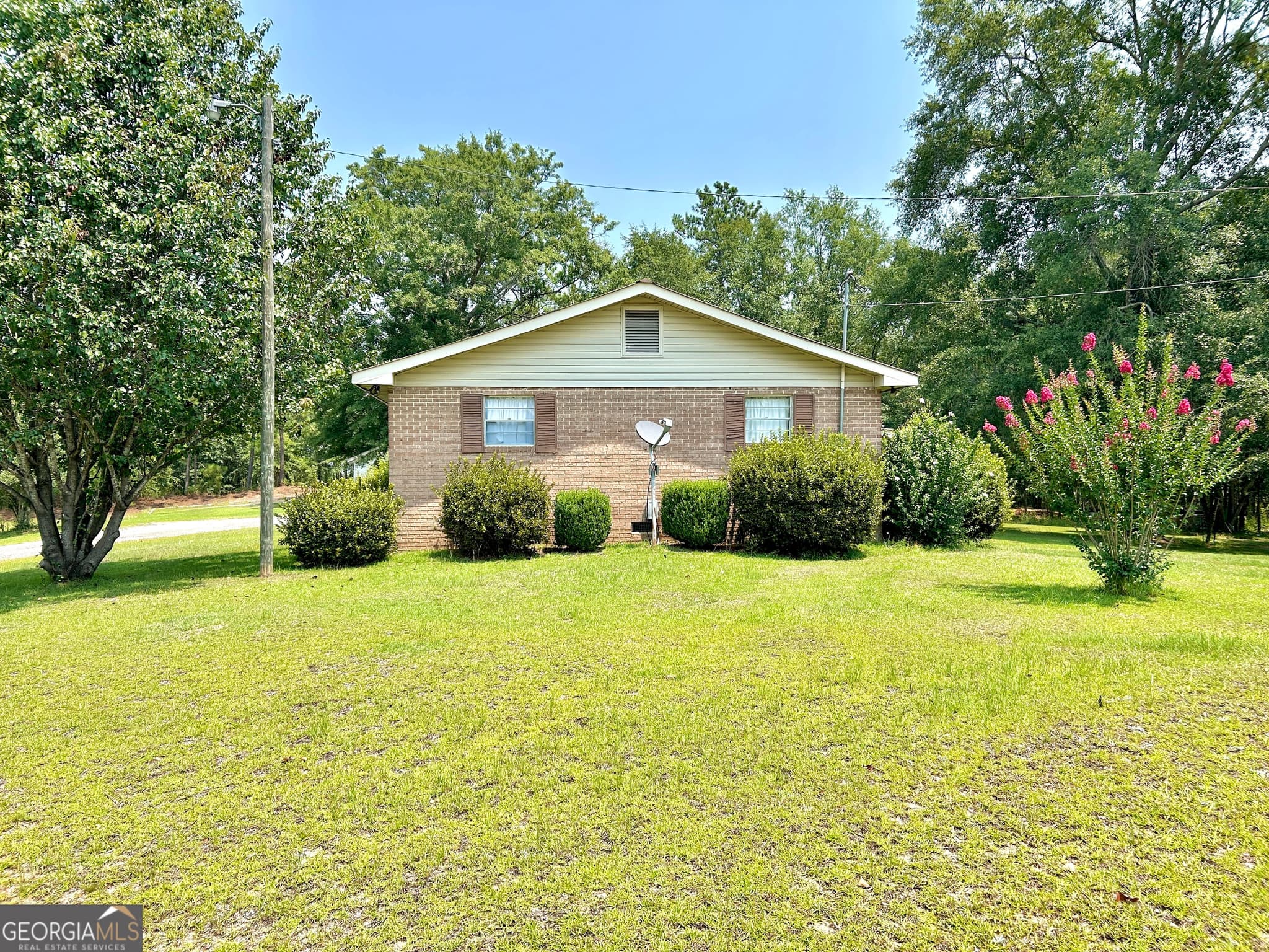 3 bedroom, 2 bathroom single family residence for sale at 7505 McRae Highway, Helena, GA 31037 — photo 3