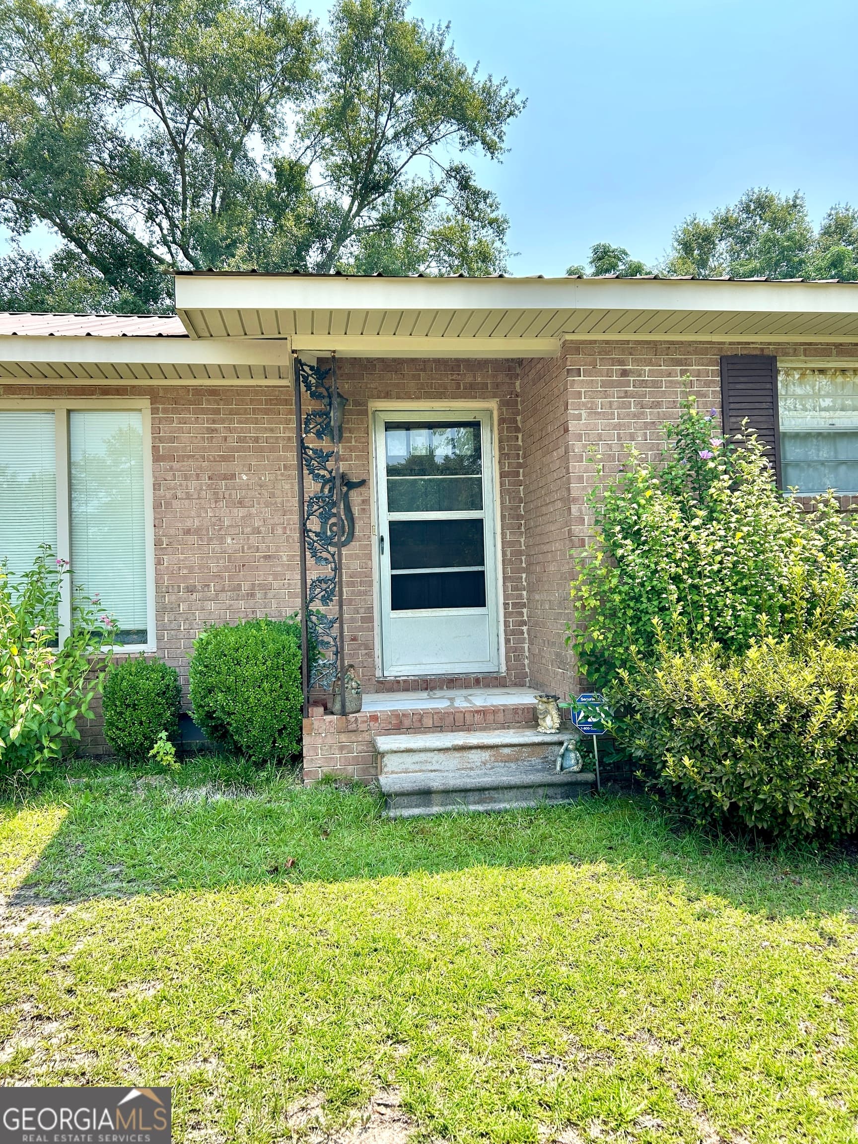 3 bedroom, 2 bathroom single family residence for sale at 7505 McRae Highway, Helena, GA 31037 — photo 4