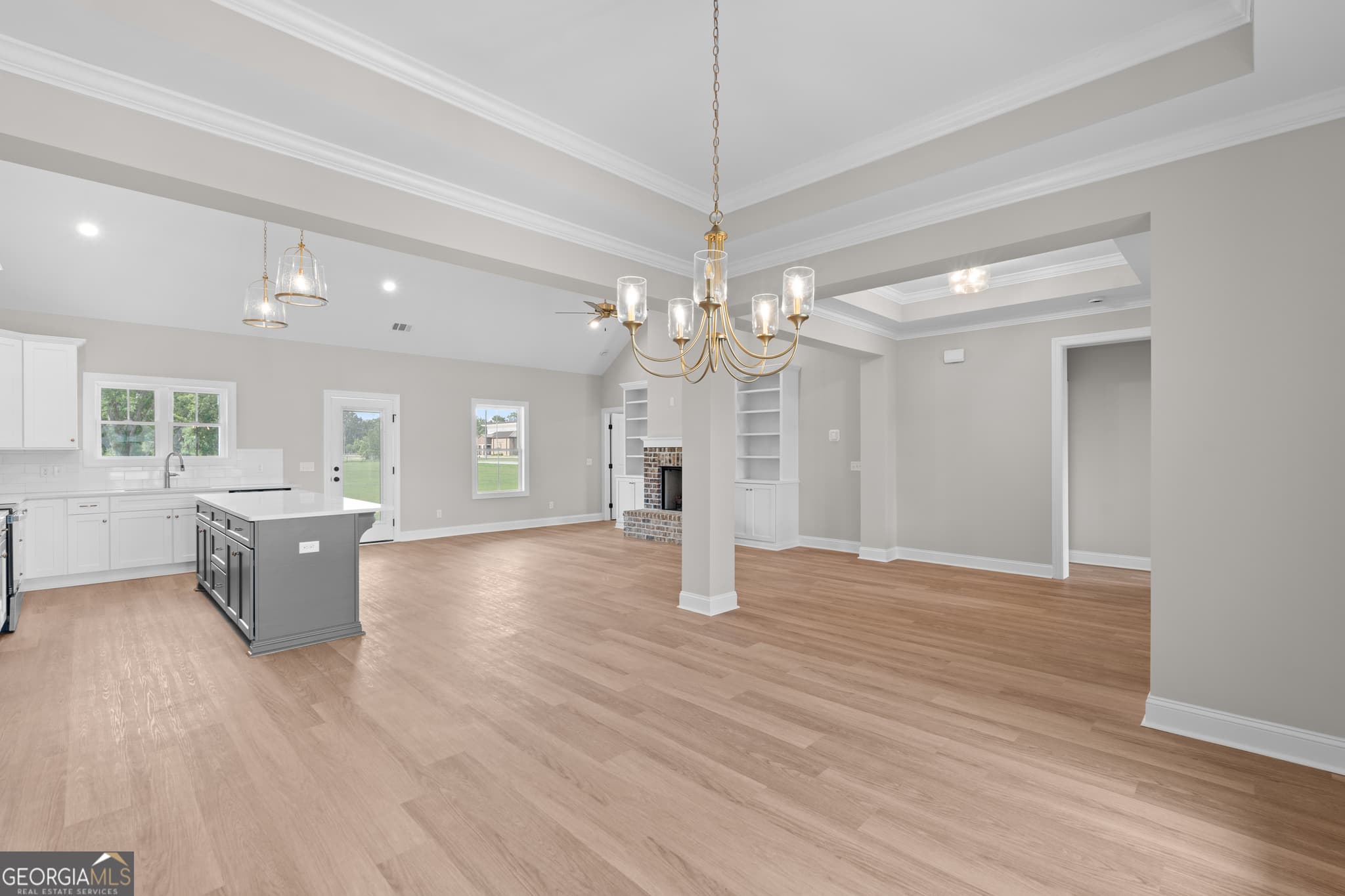 5 bedroom, 4.5 bathroom, 2,771 sq ft single family residence for sale at 3 Honeysuckle Drive, Claxton, GA 30417 — photo 7