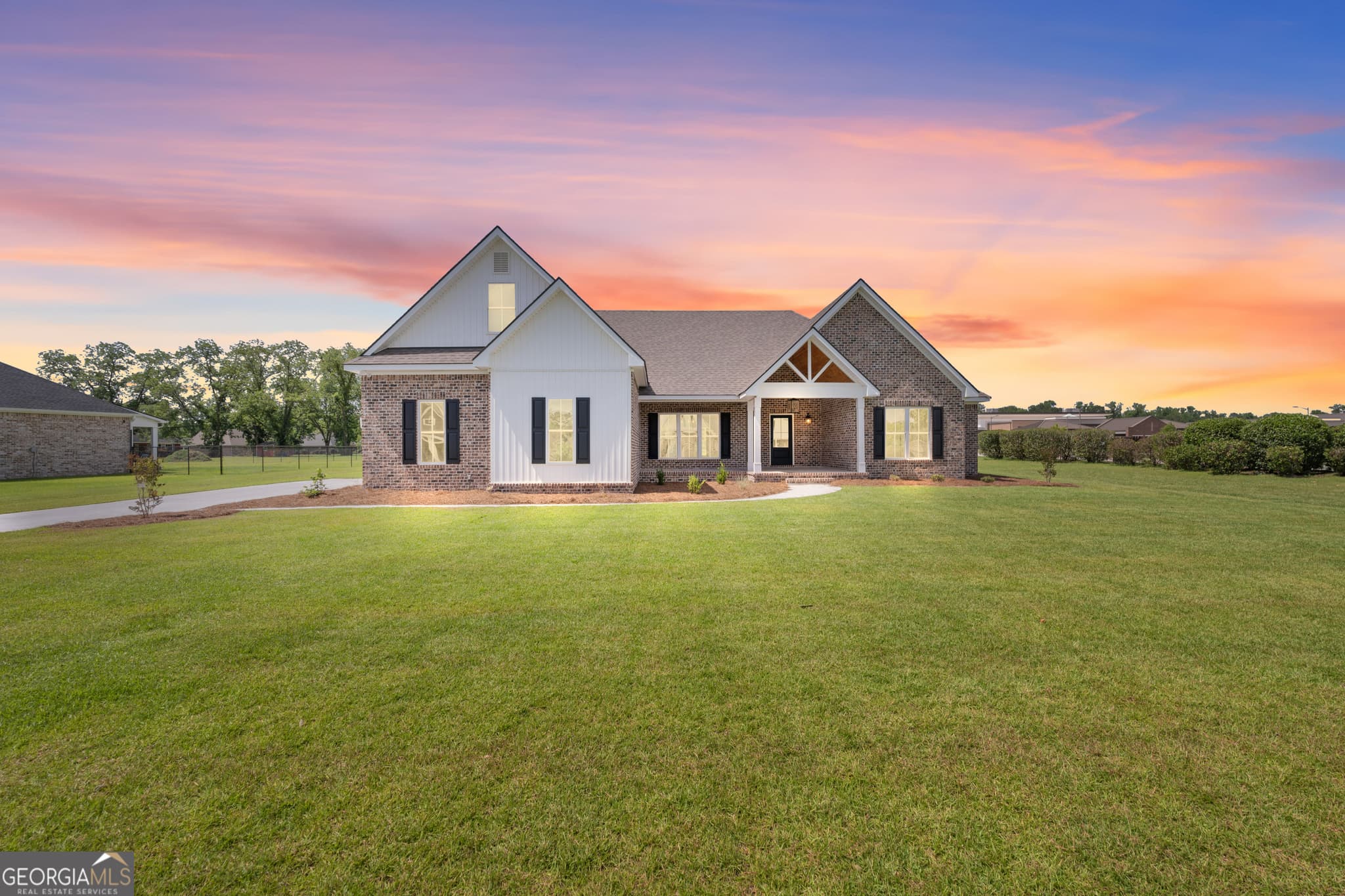 5 bedroom, 4.5 bathroom, 2,771 sq ft single family residence for sale at 3 Honeysuckle Drive, Claxton, GA 30417