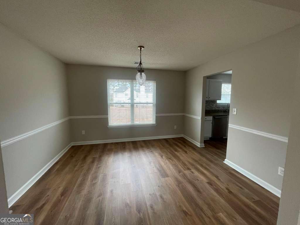 4 bedroom, 3 bathroom single family residence for rent at 408 Canoga Court, Mcdonough, GA 30253 for $2,695 a month — photo 2