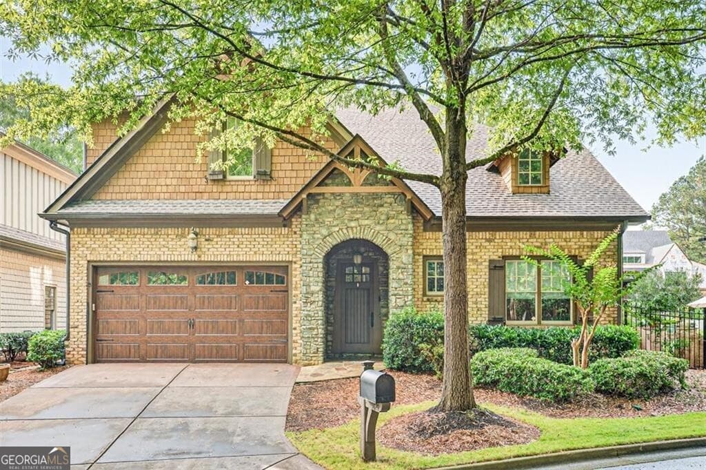 5 bedroom, 5.5 bathroom, 3,905 sq ft single family residence for sale at 5829 Swinging Gate Road, Gainesville, GA 30506 — photo 3