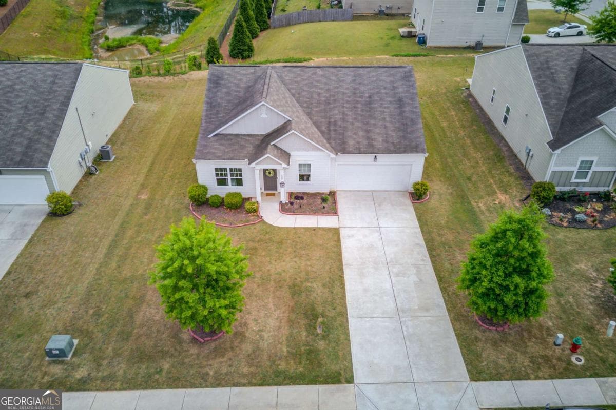 3 bedroom, 2 bathroom, 1,813 sq ft single family residence for sale at 106 Apalachee Drive, Bethlehem, GA 30620 — photo 2