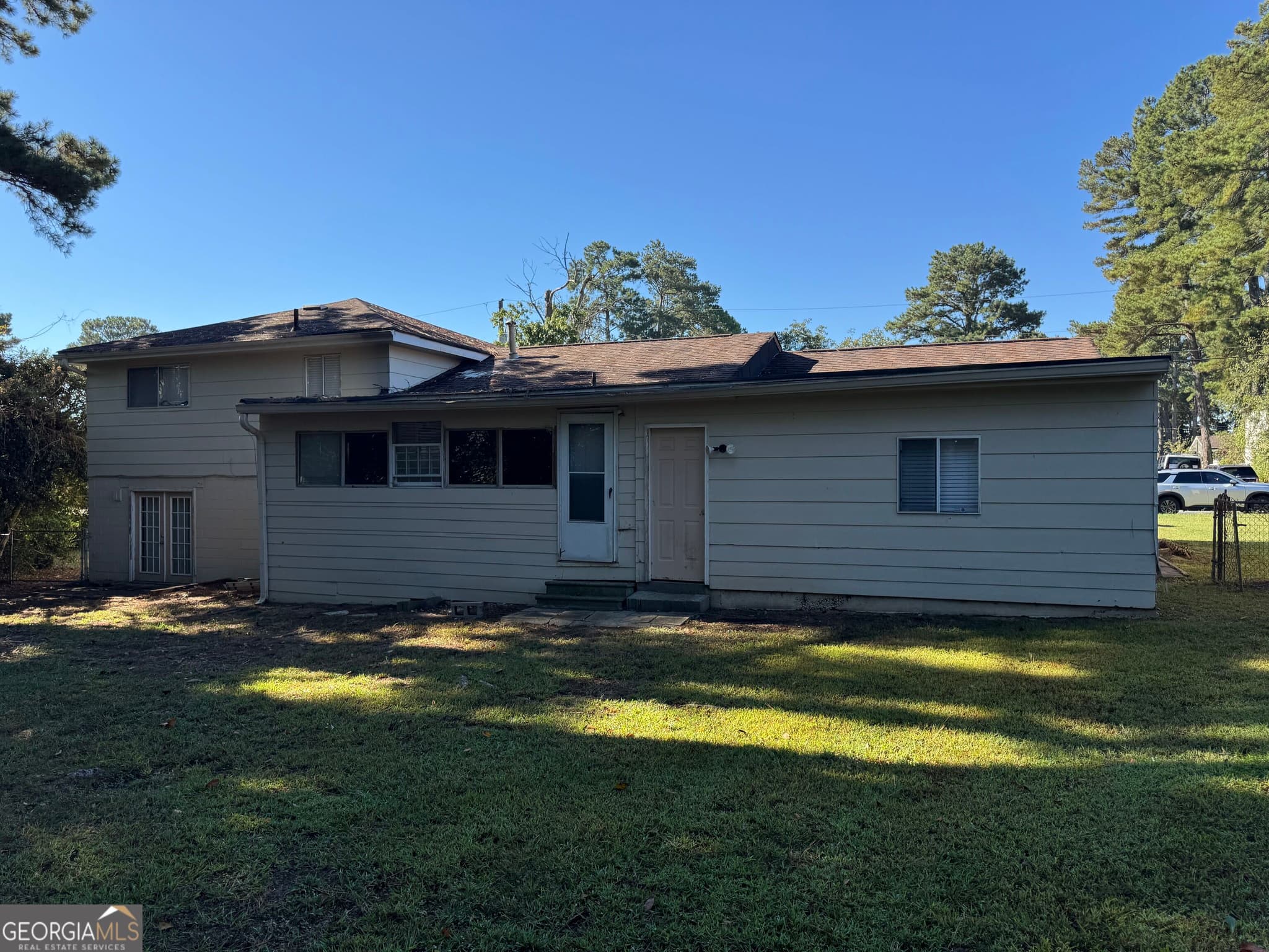 4 bedroom, 2.5 bathroom, 1,851 sq ft single family residence for sale at 2760 Pattie Court, Ellenwood, GA 30294 — photo 4
