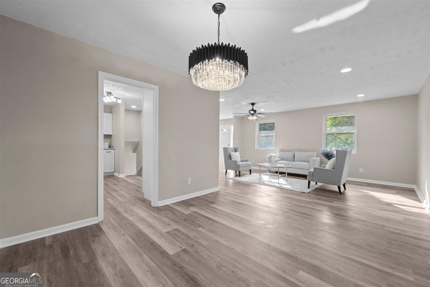 4 bedroom, 2 bathroom, 2,512 sq ft single family residence under contract at 3527 Mount Vernon Drive, Augusta, GA 30906 — photo 6