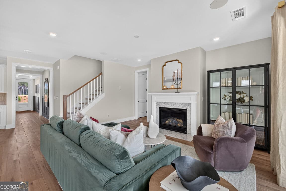 4 bedroom, 2.5 bathroom, 2,918 sq ft single family residence for sale at 244 Kilmington Court, Mcdonough, GA 30253 — photo 7