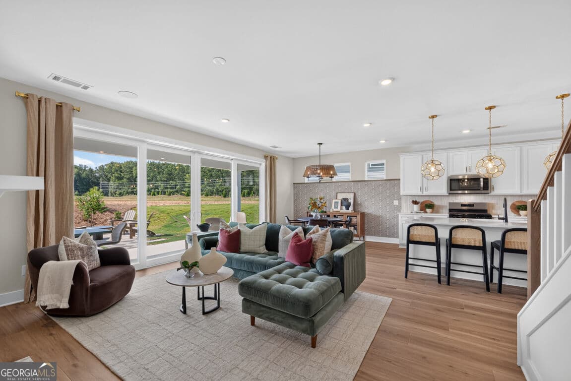 4 bedroom, 2.5 bathroom, 2,918 sq ft single family residence for sale at 244 Kilmington Court, Mcdonough, GA 30253 — photo 9