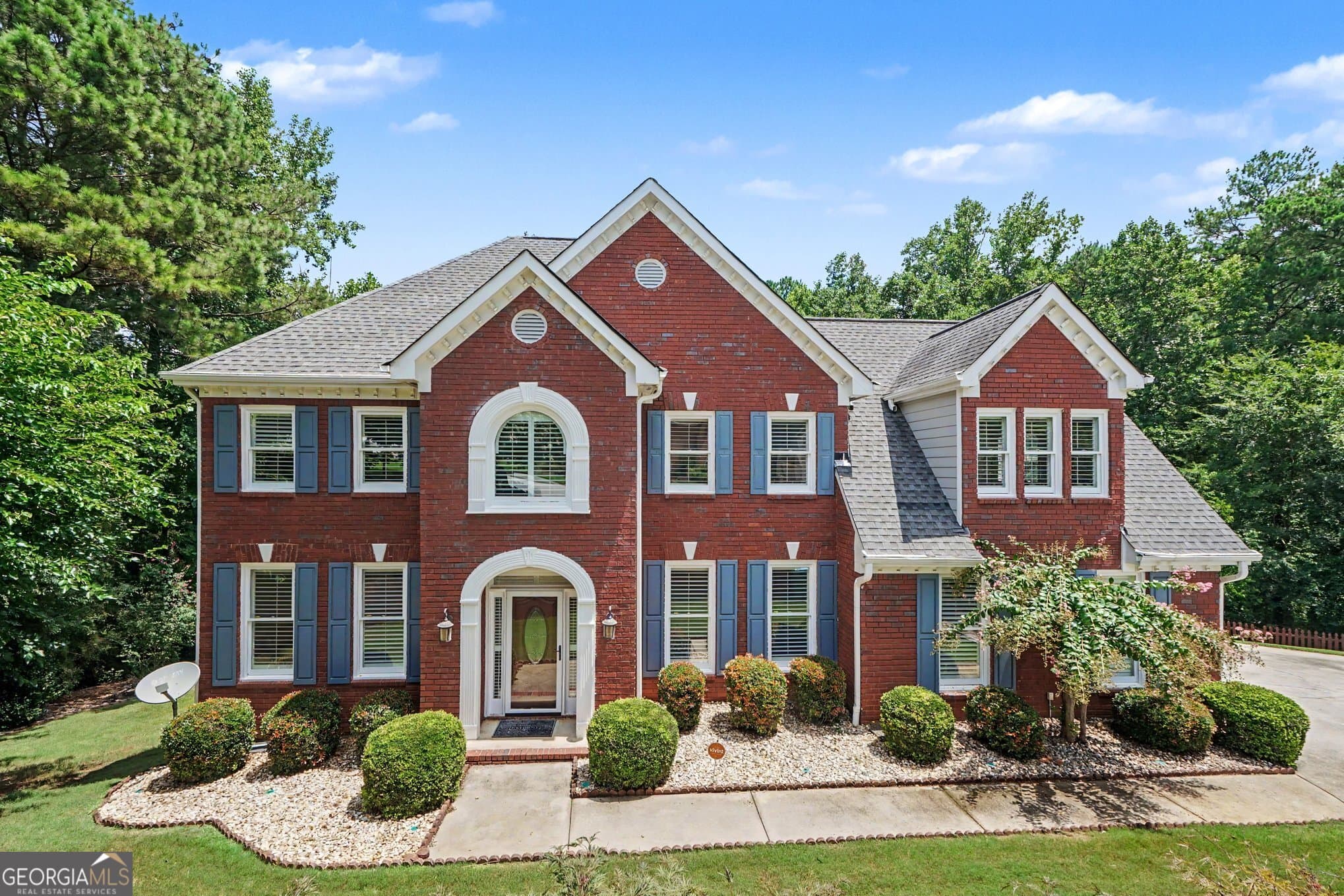 5 bedroom, 4.5 bathroom, 4,206 sq ft single family residence for sale at 4299 Donerail Drive, Snellville, GA 30039