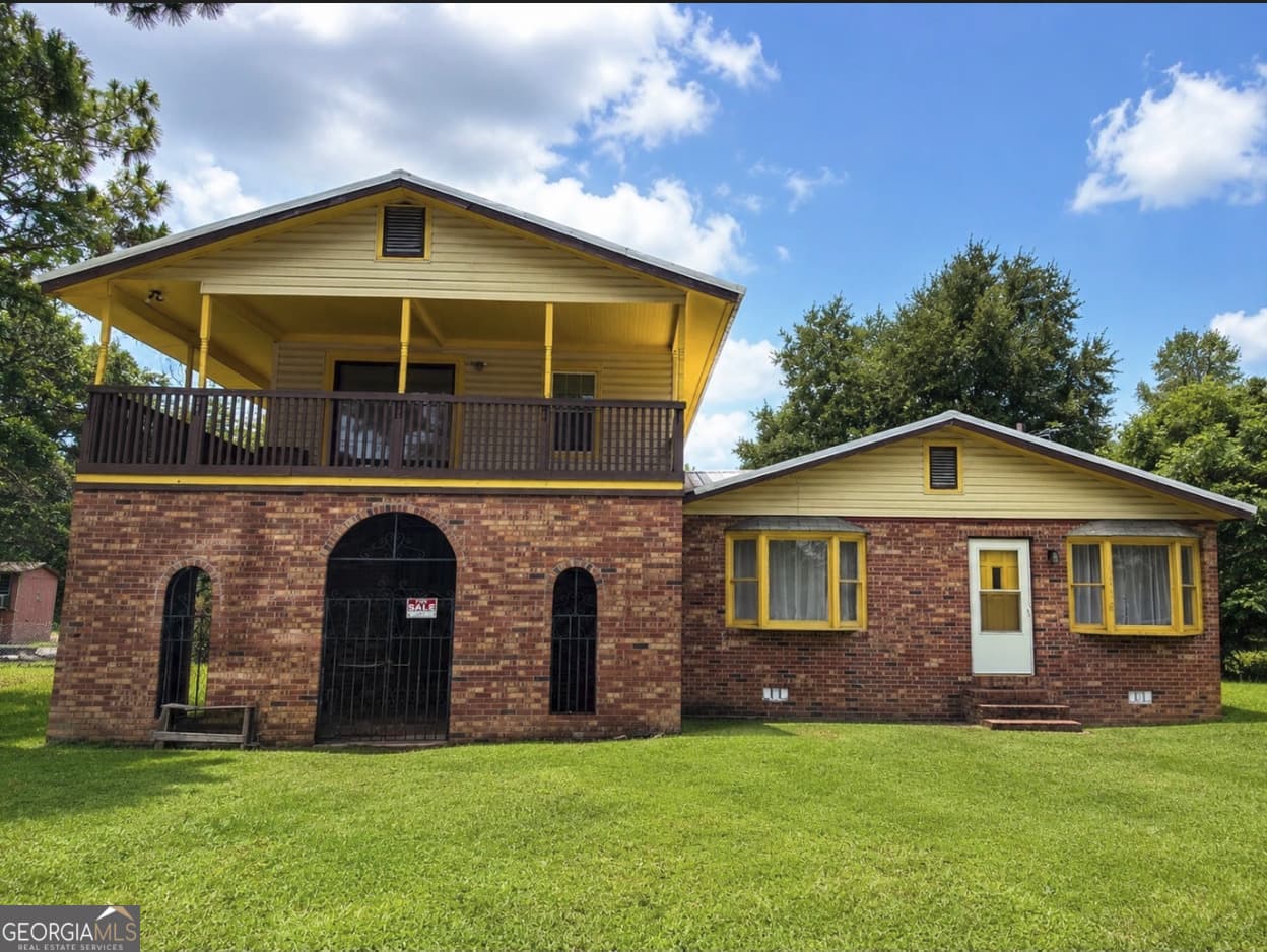 4 bedroom, 4 bathroom, 2,847 sq ft single family residence for sale at 1118 Hargrett Avenue, Tifton, GA 31794 — photo 1 of 17