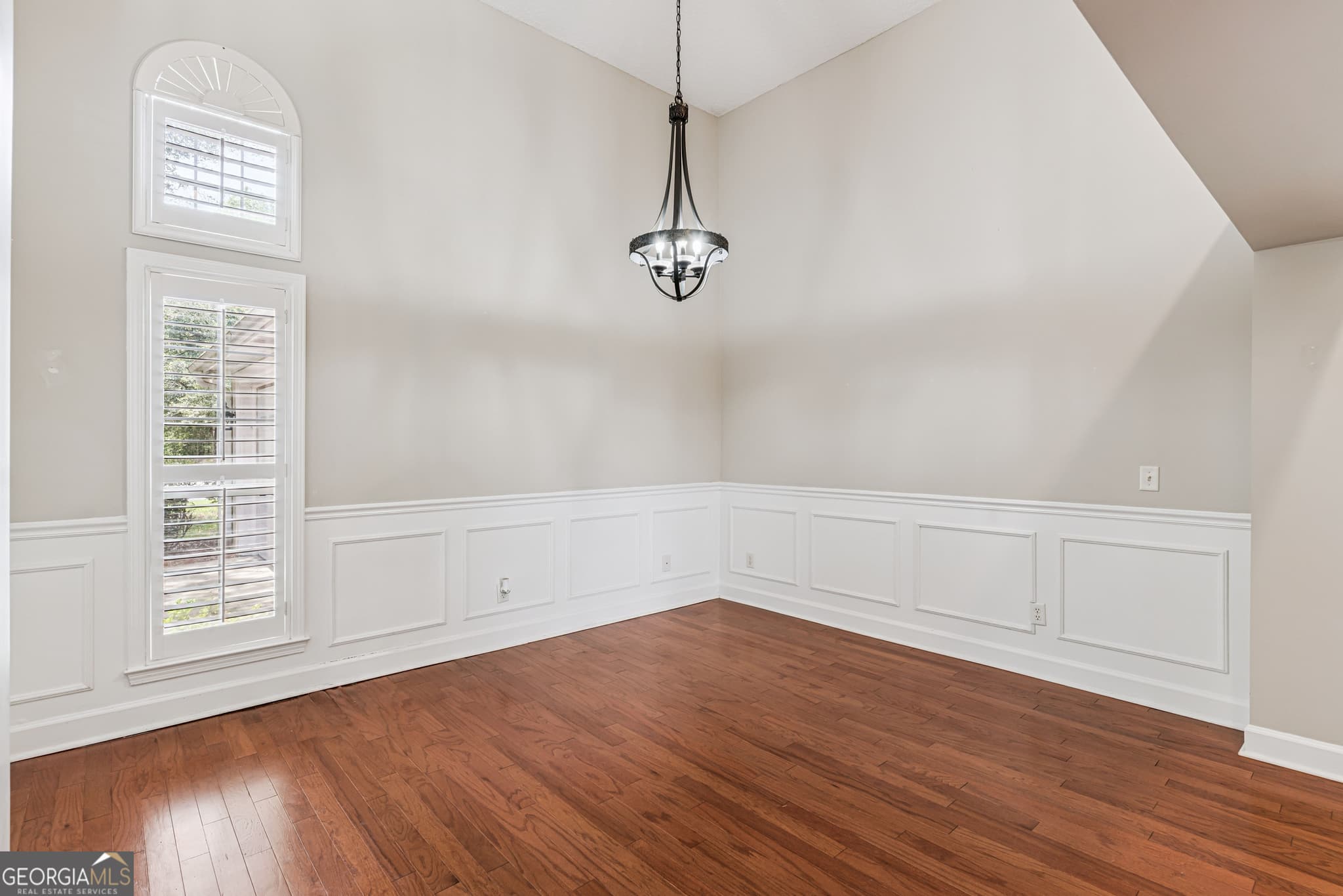 4 bedroom, 3 bathroom, 2,159 sq ft single family residence for sale at 203 Cumberland Drive, Kingsland, GA 31548 — photo 4
