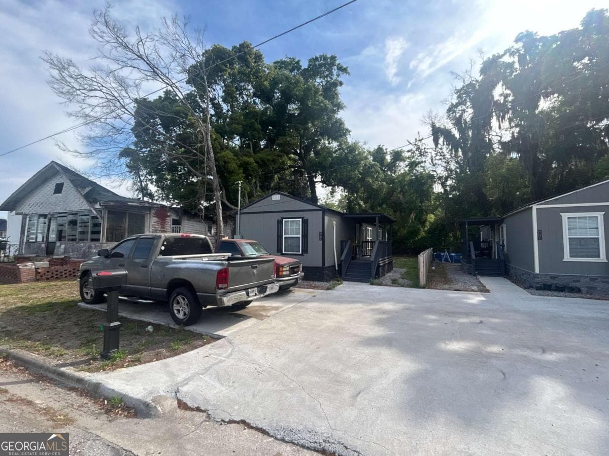 2 bedroom, 2 bathroom, 750 sq ft single family residence for sale at 1414 Martin Luther King Jr. Boulevard, Brunswick, GA 31520 — photo 3
