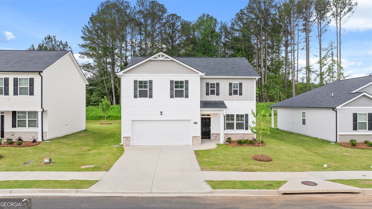 4 bedroom, 2.5 bathroom, 2,338 sq ft single family residence sold at 17 Woodbrook Trail, Newnan, GA 30265
