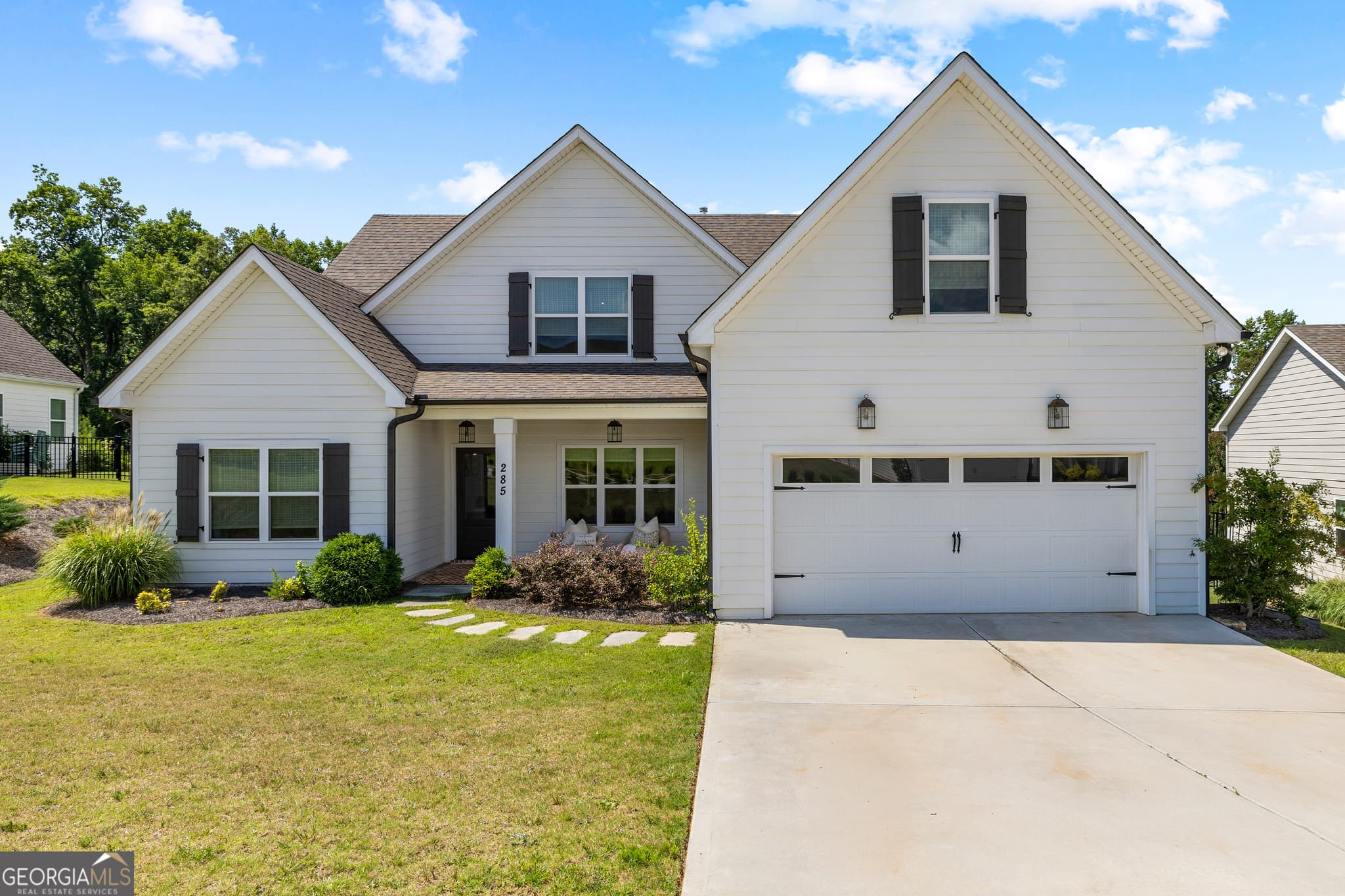 5 bedroom, 3 bathroom, 2,770 sq ft single family residence sold at 285 Werner Way, Senoia, GA 30276