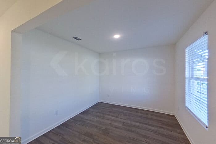 4 bedroom, 2.5 bathroom, 2,014 sq ft single family residence for rent at 108 Flat Rock Mill Trail, Warner Robins, GA 31093 for $2,245 a month — photo 2