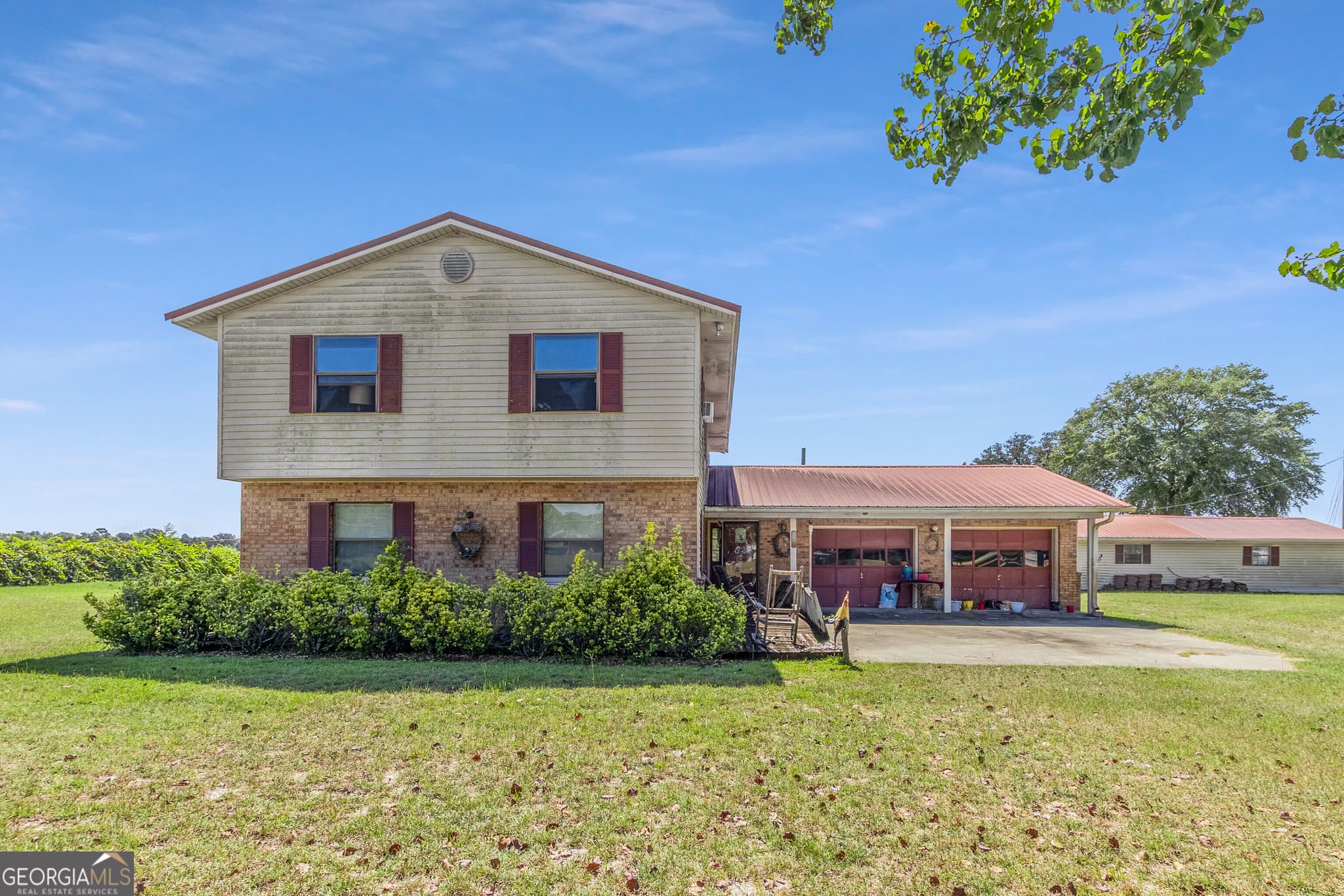 4 bedroom, 3 bathroom farm for sale at 1110 Us Highway 280, Reidsville, GA 30453 — photo 2
