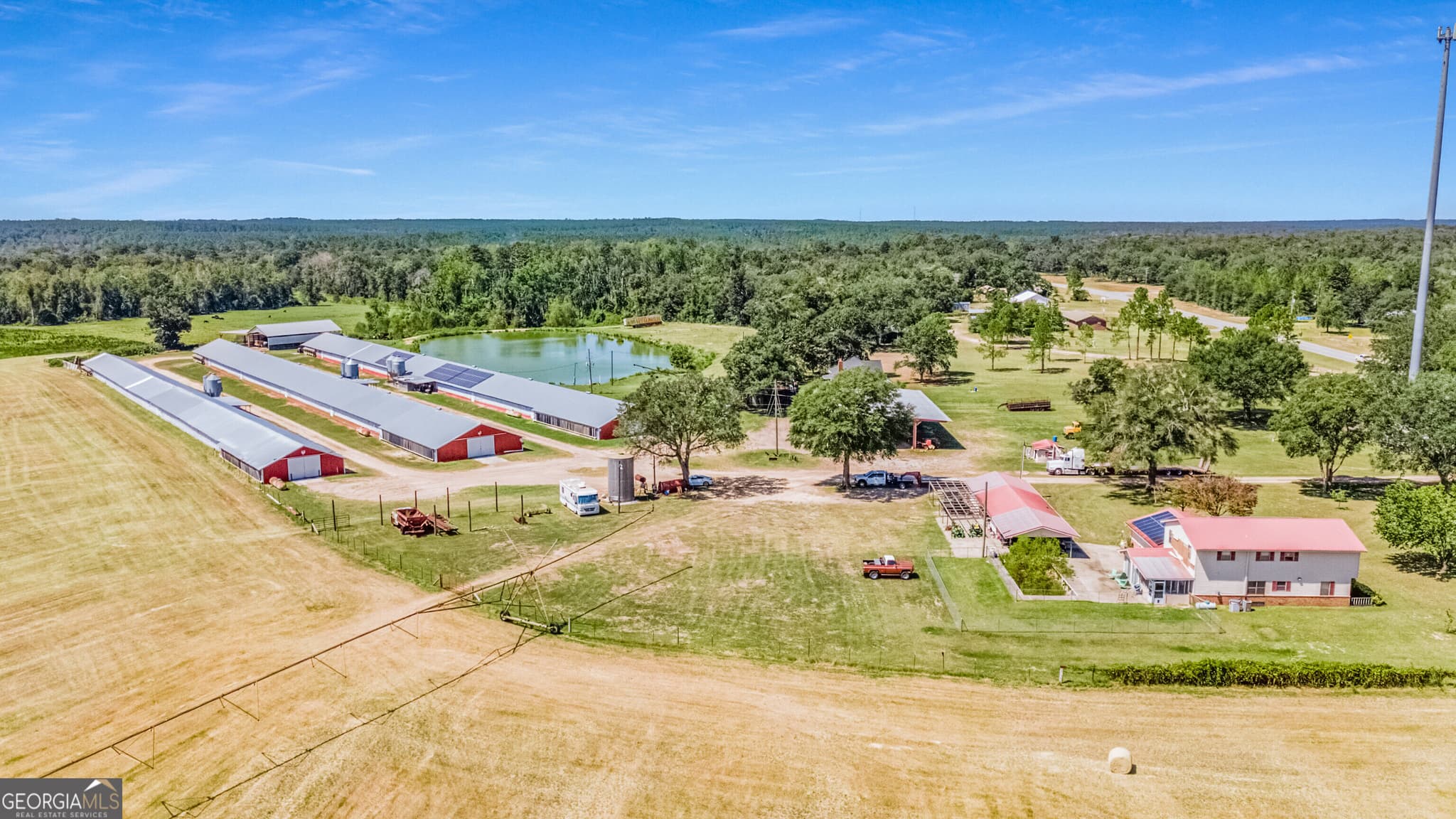 4 bedroom, 3 bathroom farm for sale at 1110 Us Highway 280, Reidsville, GA 30453