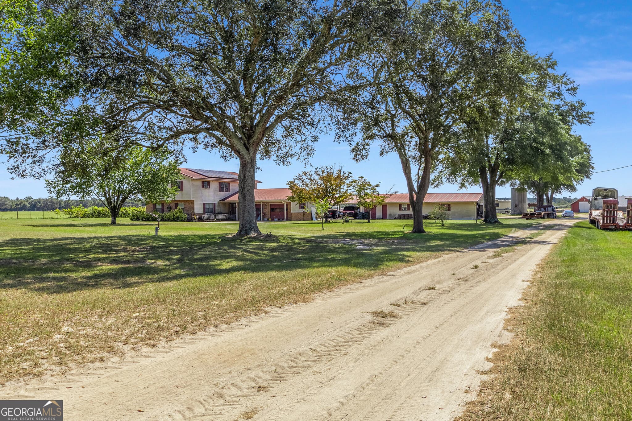 4 bedroom, 3 bathroom farm for sale at 1110 Us Highway 280, Reidsville, GA 30453 — photo 5