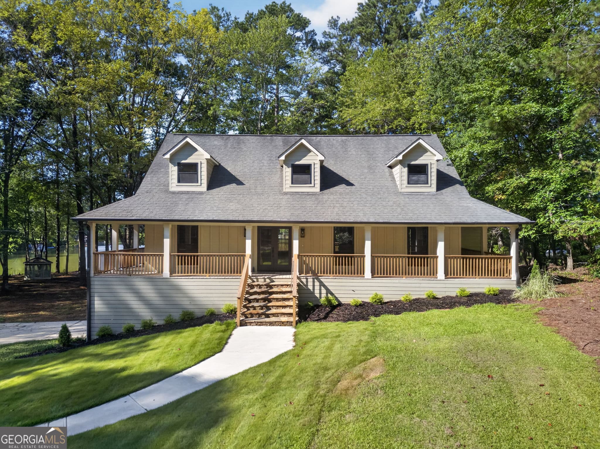 4 bedroom, 3.5 bathroom, 3,900 sq ft single family residence for sale at 341 TEEPEE Trail, Whitesburg, GA 30185 — photo 1 of 69