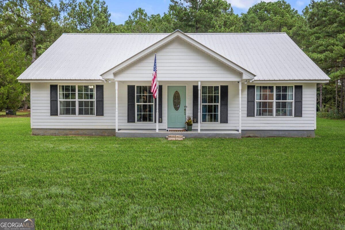 3 bedroom, 2 bathroom, 1,584 sq ft single family residence for sale at 217 Bens Branch Road, Newington, GA 30446