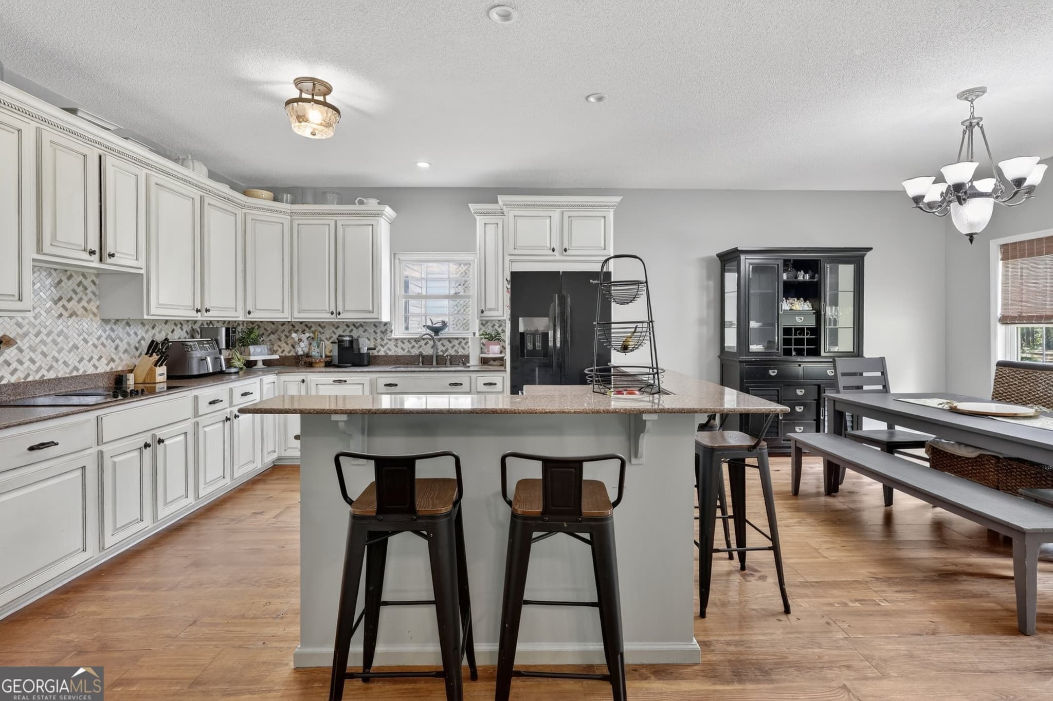 4 bedroom, 3 bathroom, 4,297 sq ft single family residence for sale at 300 Johnson Drive, Sylvania, GA 30467 — photo 5